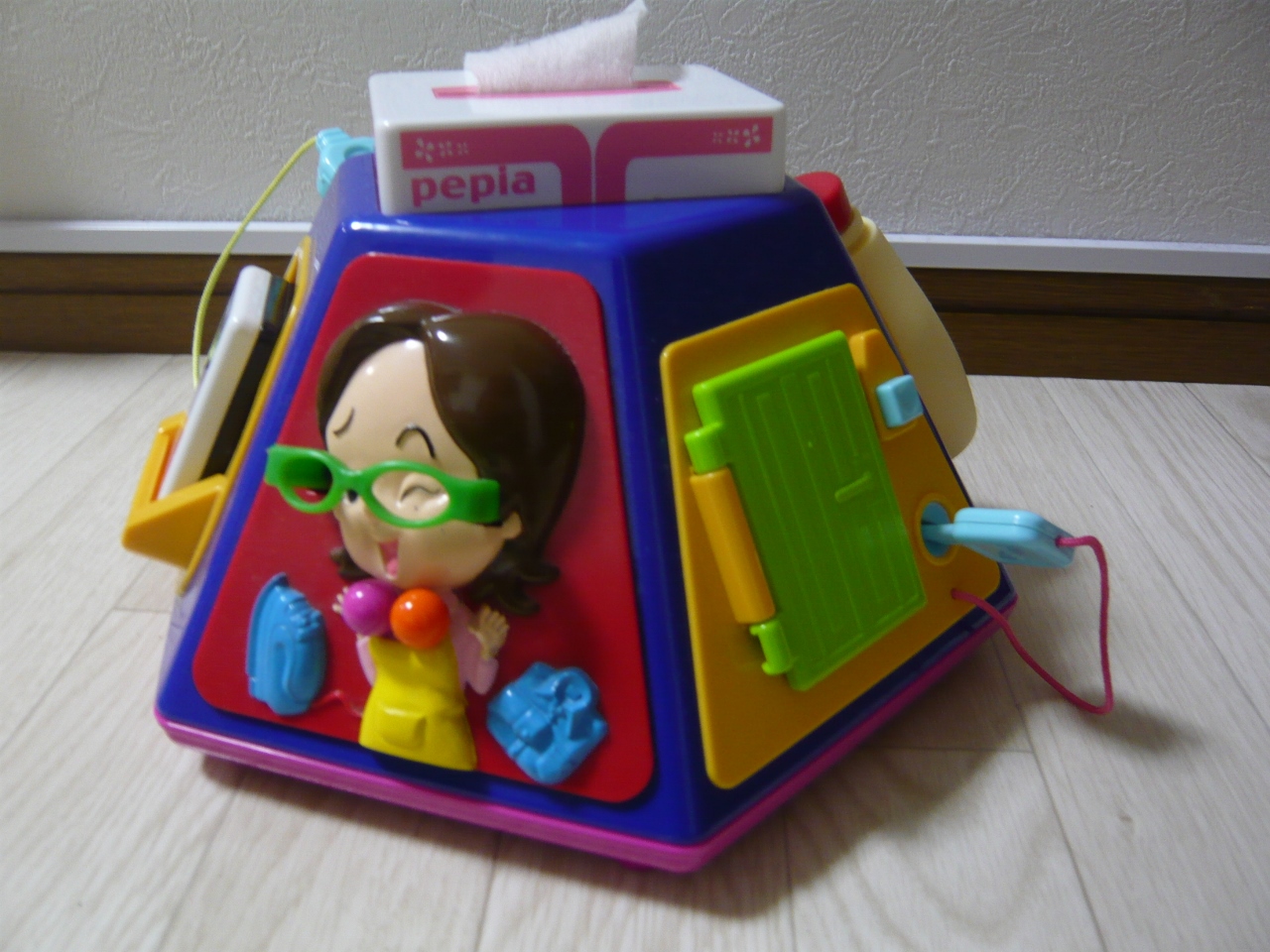 ピープルの知育玩具 いたずら1歳やりたい放題 ビッグ版 子育て世代のおもちゃ選び